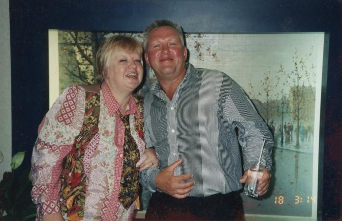 Путь русского гангстера. Легенды лихих 90-х Путь русского гангстера. Легенды лихих 90-х