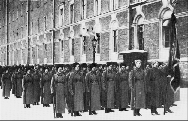 Взлет и падение «красного Бонапарта». Трагическая судьба маршала Тухачевского Взлет и падение «красного Бонапарта». Трагическая судьба маршала Тухачевского