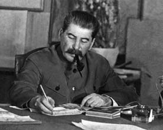 Победоносец Сталин. Генералиссимус в Великой Отечественной войне Победоносец Сталин. Генералиссимус в Великой Отечественной войне