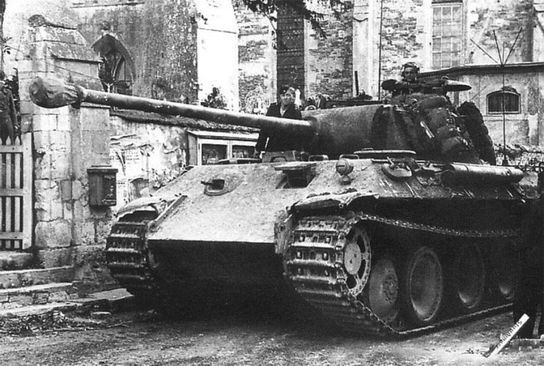12-я танковая дивизия СС «Гитлерюгенд» 12-я танковая дивизия СС «Гитлерюгенд»