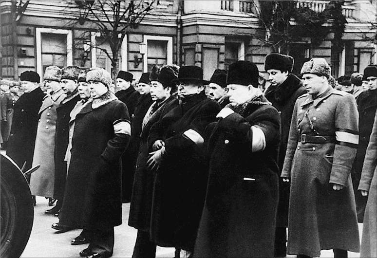 Воспоминания. Время. Люди. Власть. В 2 книгах. Книга 1 Воспоминания. Время. Люди. Власть. В 2 книгах. Книга 1