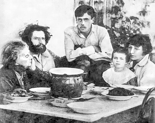 Марина Цветаева. Беззаконная комета Марина Цветаева. Беззаконная комета