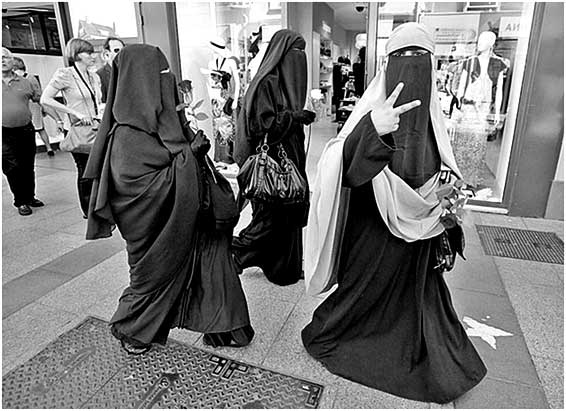 Зачем России Марин Ле Пен Зачем России Марин Ле Пен