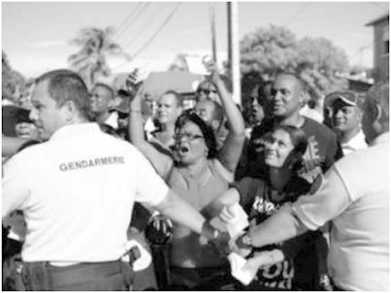 Зачем России Марин Ле Пен Зачем России Марин Ле Пен