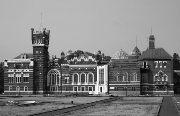 Привидения русских усадеб. И не только…