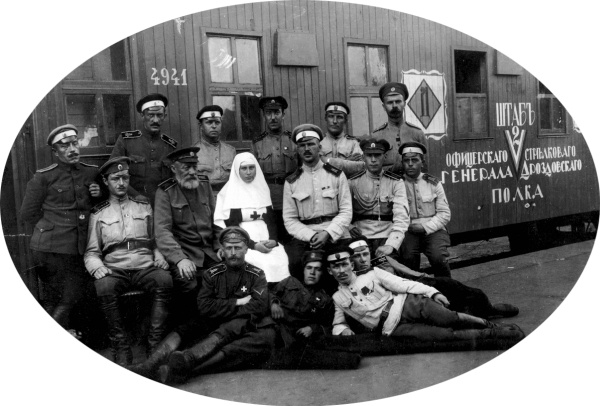 Дроздовцы в огне Дроздовцы в огне
