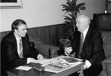 Феликс Медведев. Козырная судьба легендарного интервьюера, библиофила, игрока