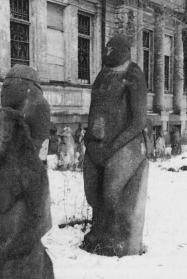 Тайны черных замков СС Тайны черных замков СС