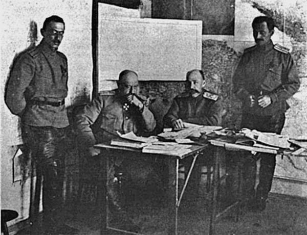 Казаки на персидском фронте (1915–1918) Казаки на персидском фронте (1915–1918)