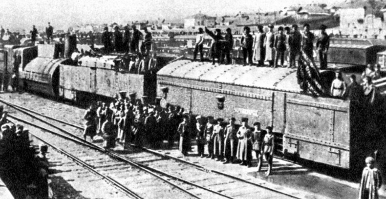 Возвышение Сталина. Оборона Царицына Возвышение Сталина. Оборона Царицына