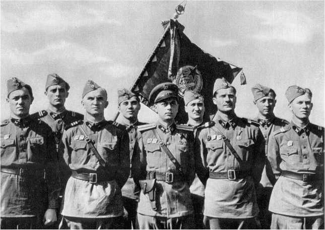 Венгерский кризис 1956 года в исторической ретроспективе Венгерский кризис 1956 года в исторической ретроспективе