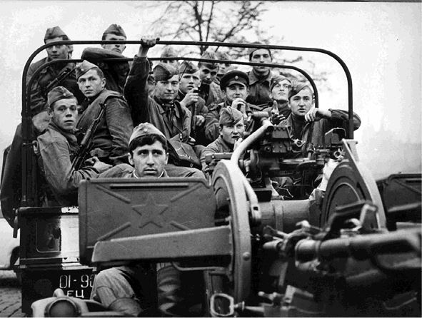 Вторжение. Взгляд из России. Чехословакия, август 1968 Вторжение. Взгляд из России. Чехословакия, август 1968