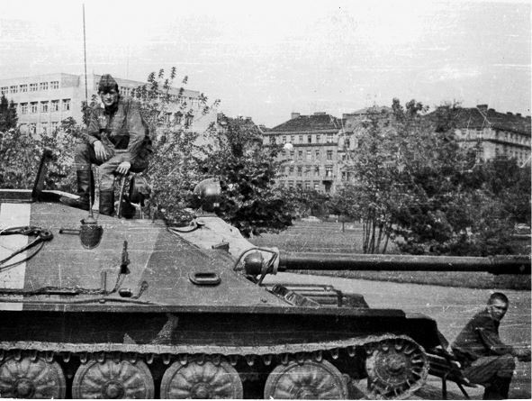 Вторжение. Взгляд из России. Чехословакия, август 1968 Вторжение. Взгляд из России. Чехословакия, август 1968