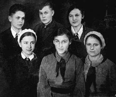 Нонна Мордюкова и Вячеслав Тихонов. Как казачка Штирлица любила Нонна Мордюкова и Вячеслав Тихонов. Как казачка Штирлица любила