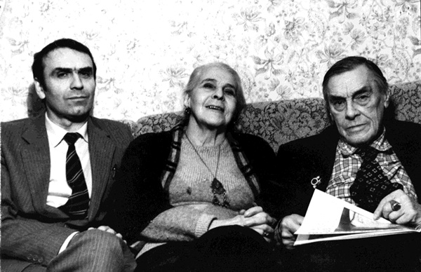 Мой друг – Евгений Евтушенко. Когда поэзия собирала стадионы… Мой друг – Евгений Евтушенко. Когда поэзия собирала стадионы…