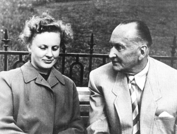 Алла Ларионова и Николай Рыбников. Любовь на Заречной улице Алла Ларионова и Николай Рыбников. Любовь на Заречной улице