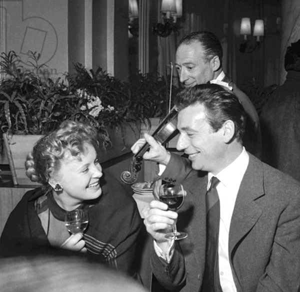 Алла Ларионова и Николай Рыбников. Любовь на Заречной улице Алла Ларионова и Николай Рыбников. Любовь на Заречной улице