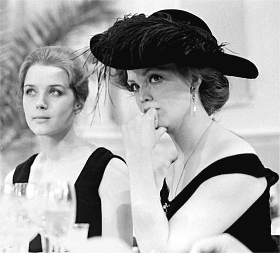 Ирина Алферова. Любимая женщина красавца Абдулова Ирина Алферова. Любимая женщина красавца Абдулова