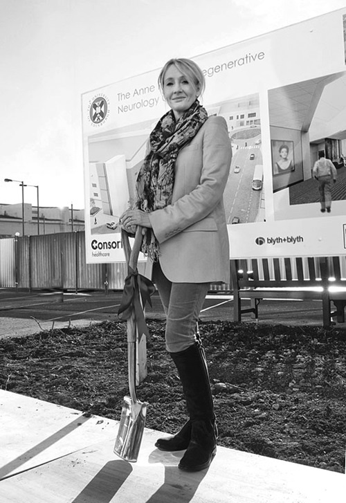 Джоан Роулинг. Всё о Гарри Поттере, жизни и любви Джоан Роулинг. Всё о Гарри Поттере, жизни и любви