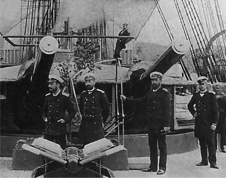 Под Андреевским флагом. Русские офицеры на службе Отечеству Под Андреевским флагом. Русские офицеры на службе Отечеству