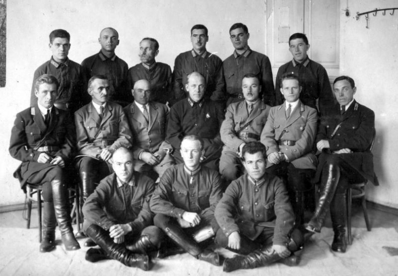 Я буду летать! Первая русская женщина-летчица Зинаида Кокорина Я буду летать! Первая русская женщина-летчица Зинаида Кокорина