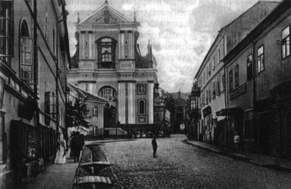 Ромен Гари, хамелеон Ромен Гари, хамелеон