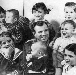 Юрий Гагарин. Человек-легенда Юрий Гагарин. Человек-легенда