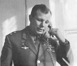 Юрий Гагарин. Человек-легенда Юрий Гагарин. Человек-легенда