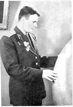 Юрий Гагарин. Человек-легенда Юрий Гагарин. Человек-легенда