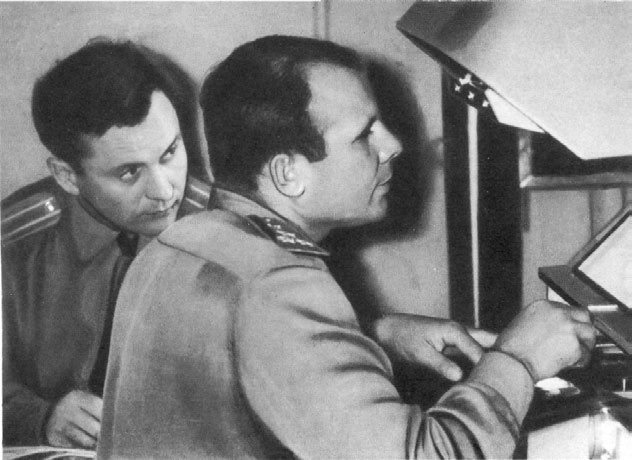Юрий Гагарин. Человек-легенда Юрий Гагарин. Человек-легенда