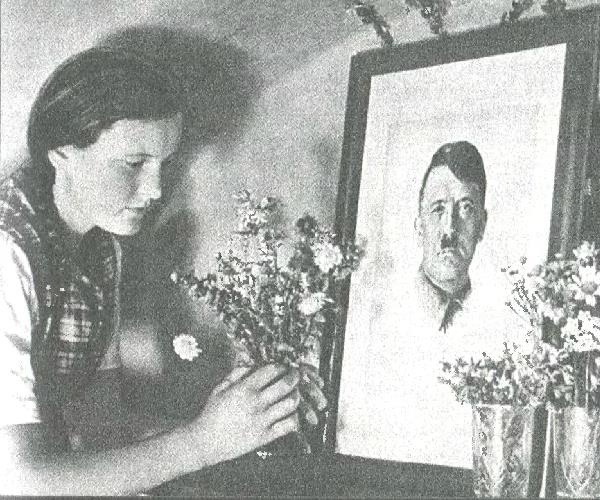 Любовь диктаторов. Муссолини. Гитлер. Франко Любовь диктаторов. Муссолини. Гитлер. Франко