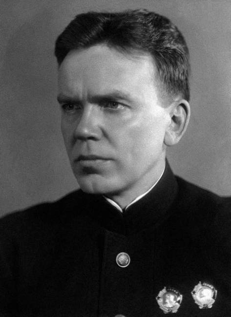 Папанинская четверка: взлеты и падения Папанинская четверка: взлеты и падения