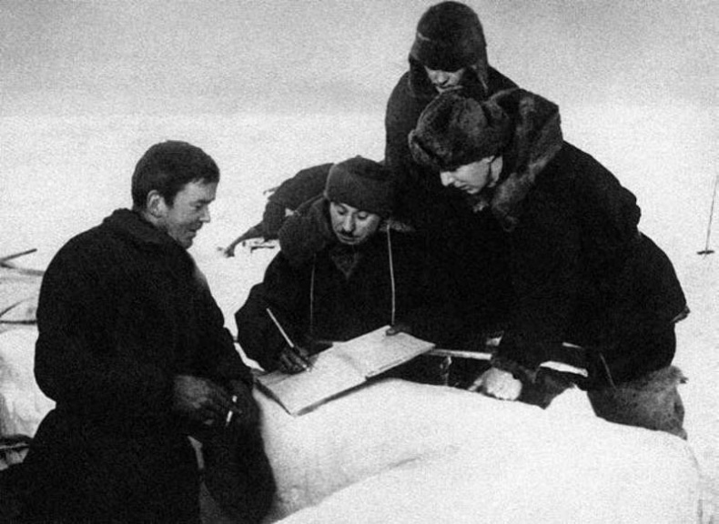 Папанинская четверка: взлеты и падения Папанинская четверка: взлеты и падения