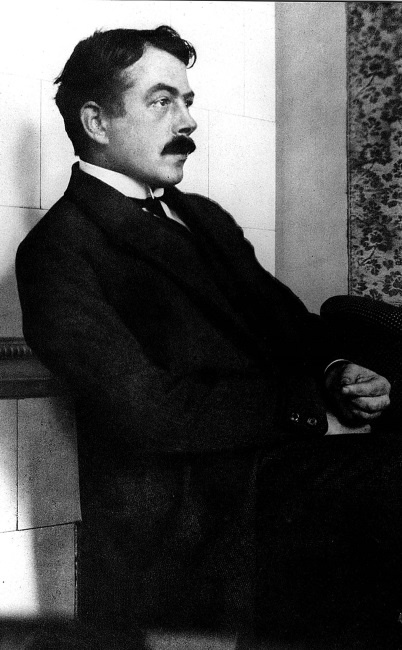 Пальто с хлястиком Пальто с хлястиком