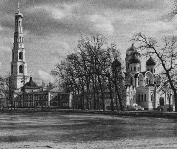 Константин Леонтьев Константин Леонтьев