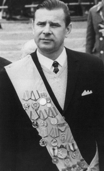 Лев Яшин Лев Яшин