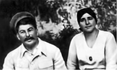 Сталин и Берия. Секретные архивы Кремля. Оболганные герои или исчадия ада? Сталин и Берия. Секретные архивы Кремля. Оболганные герои или исчадия ада?