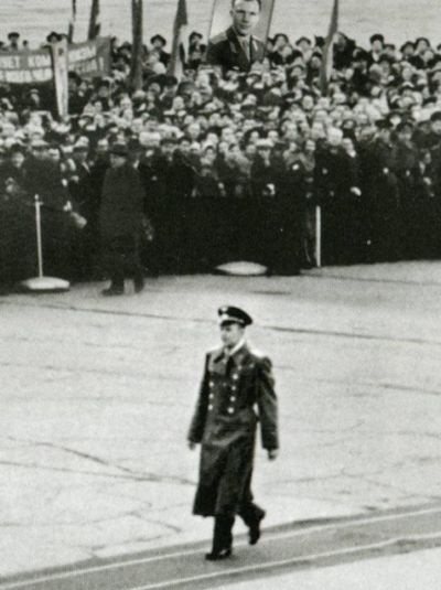 Юрий Гагарин Юрий Гагарин