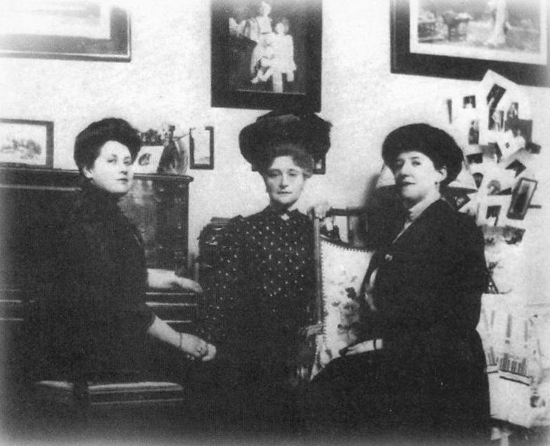 Отречение. Император Николай II и Февральская революция Отречение. Император Николай II и Февральская революция