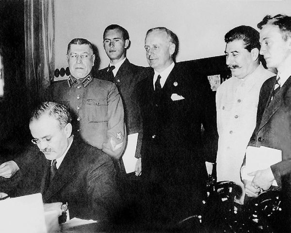 Империя. От Екатерины II до Сталина Империя. От Екатерины II до Сталина