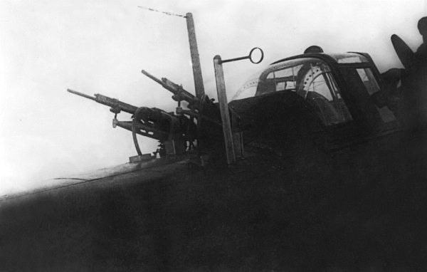 Штурмовики. «Мы взлетали в ад» Штурмовики. «Мы взлетали в ад»