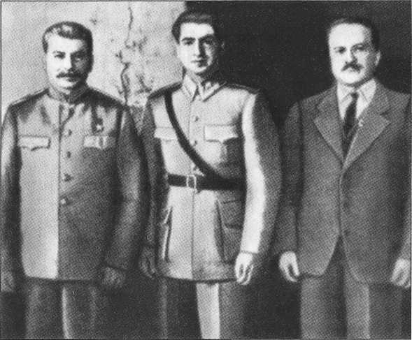 Разведка. Вымыслы и правда. Как создается мифотворчество о деятельности специальных служб Разведка. Вымыслы и правда. Как создается мифотворчество о деятельности специальных служб
