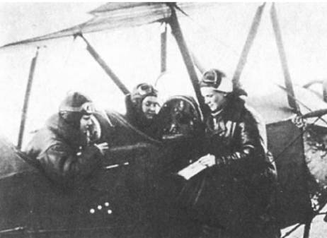 Записки летчицы У-2. Женщины-авиаторы в годы Великой Отечественной войны. 1942-1945 Записки летчицы У-2. Женщины-авиаторы в годы Великой Отечественной войны. 1942-1945