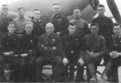 Записки летчицы У-2. Женщины-авиаторы в годы Великой Отечественной войны. 1942-1945 Записки летчицы У-2. Женщины-авиаторы в годы Великой Отечественной войны. 1942-1945