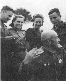 Записки летчицы У-2. Женщины-авиаторы в годы Великой Отечественной войны. 1942-1945 Записки летчицы У-2. Женщины-авиаторы в годы Великой Отечественной войны. 1942-1945