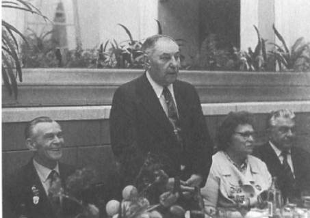 Записки летчицы У-2. Женщины-авиаторы в годы Великой Отечественной войны. 1942-1945 Записки летчицы У-2. Женщины-авиаторы в годы Великой Отечественной войны. 1942-1945