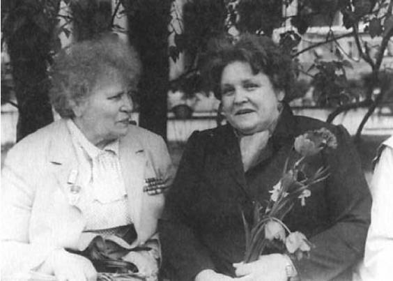 Записки летчицы У-2. Женщины-авиаторы в годы Великой Отечественной войны. 1942-1945 Записки летчицы У-2. Женщины-авиаторы в годы Великой Отечественной войны. 1942-1945