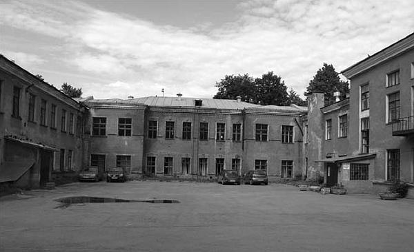 Претерпевшие до конца. Судьбы царских слуг, оставшихся верными долгу и присяге Претерпевшие до конца. Судьбы царских слуг, оставшихся верными долгу и присяге