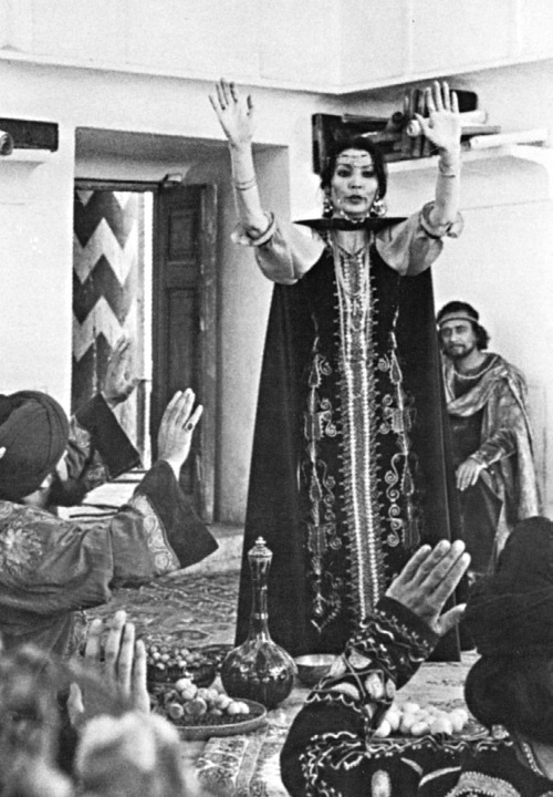 Джуна. Тайна великой целительницы Джуна. Тайна великой целительницы