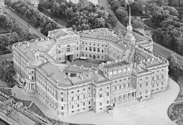 Строгоновы. 500 лет рода. Выше только цари Строгоновы. 500 лет рода. Выше только цари